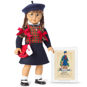 Molly McIntire  18-inch Doll. Book & Accessories (Historical Characters)